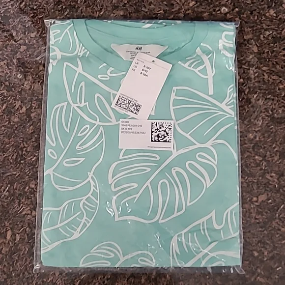 Oversized T-shirt - Picture 3 of 4